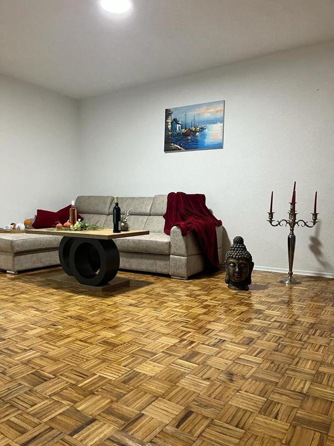 Stan Na Dan Kozarska Dubica Lägenhet Bosanska Dubica Exteriör bild